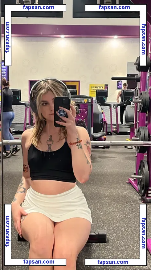 Msvioletvixxen nude photo #0008 from OnlyFans