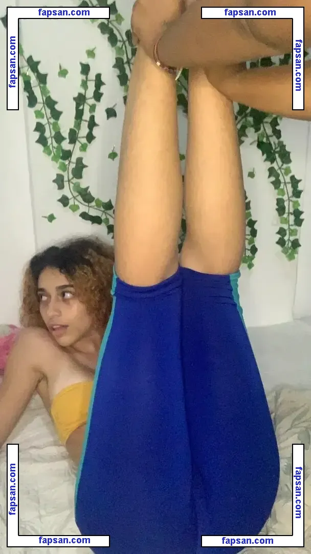 Mtnuaporra голая фото #0123 с Онлифанс