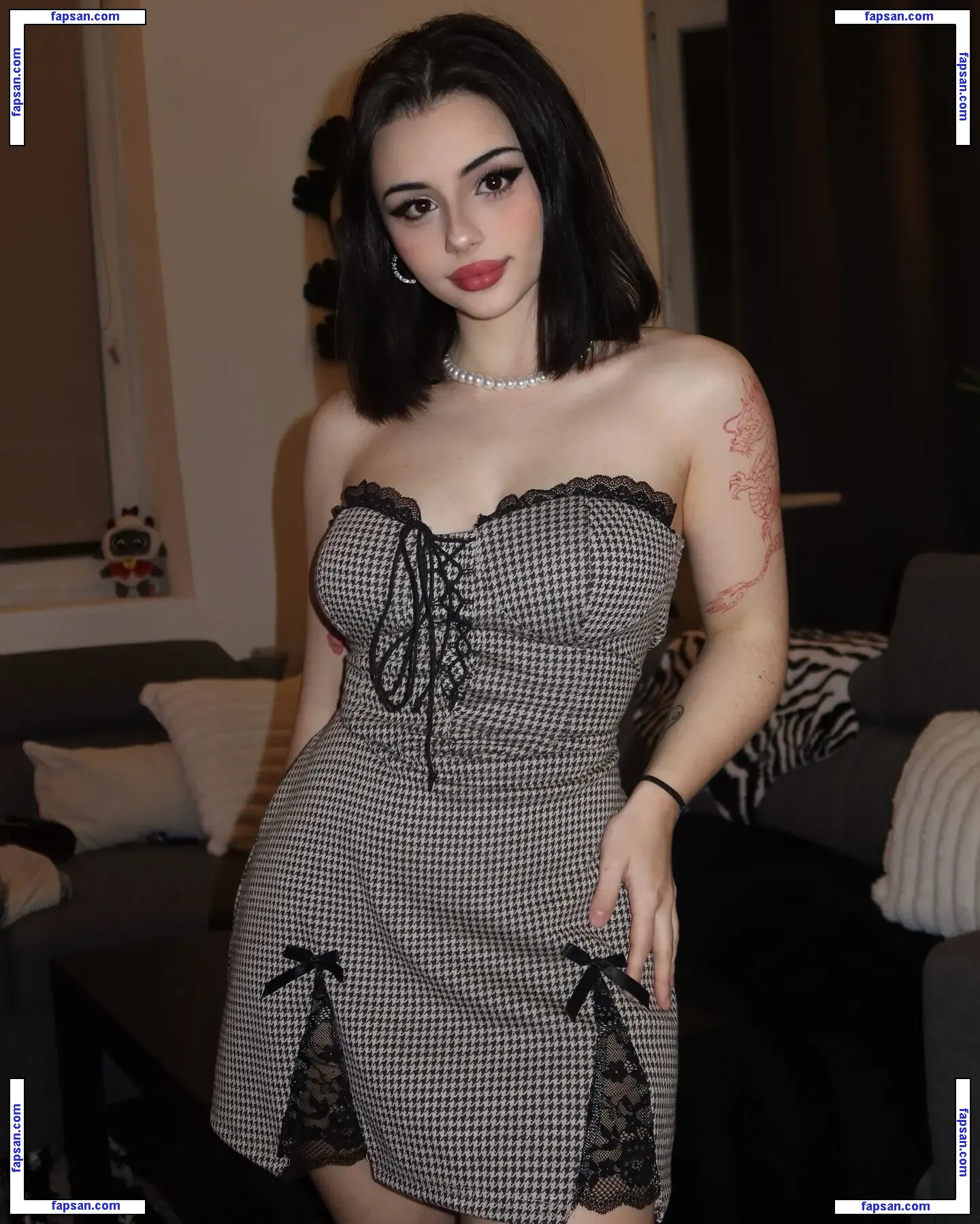 Muatori nude photo #0073 from OnlyFans