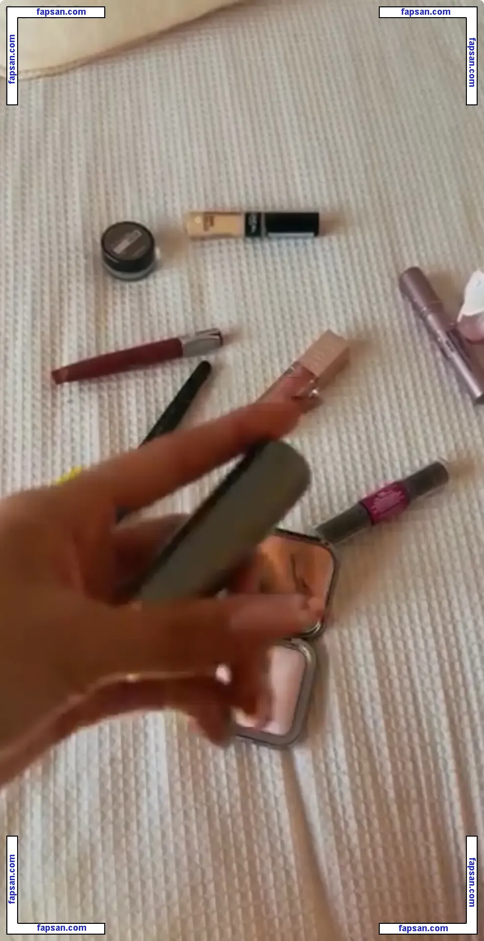 mully.baby nude photo #0001 from OnlyFans