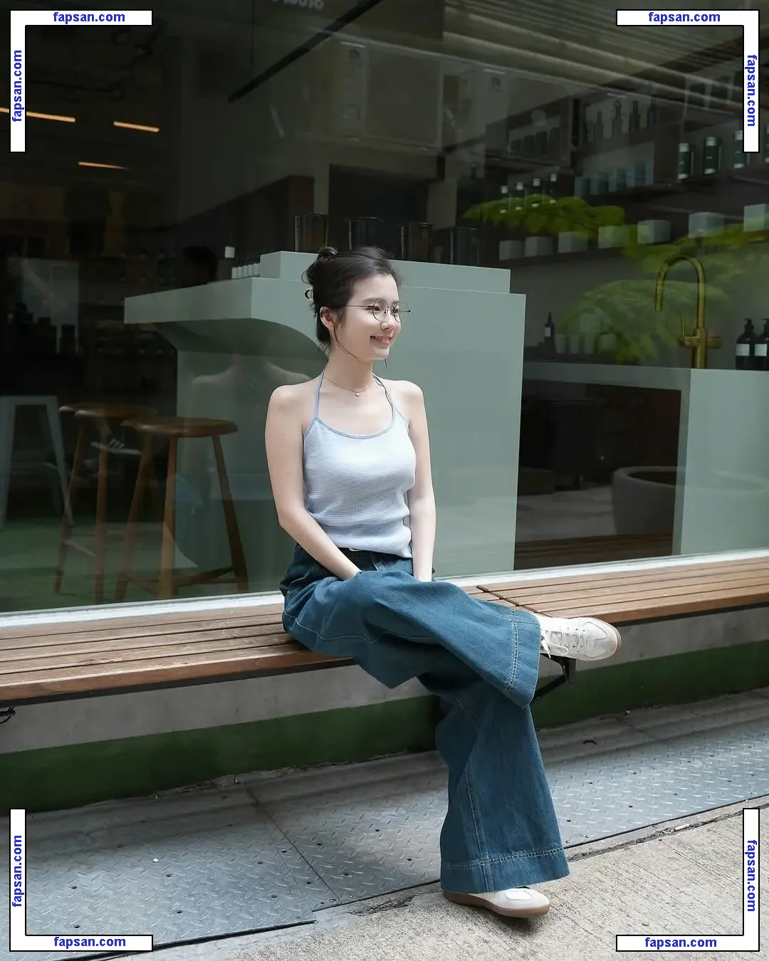 mung.yu nude photo #0009 from OnlyFans