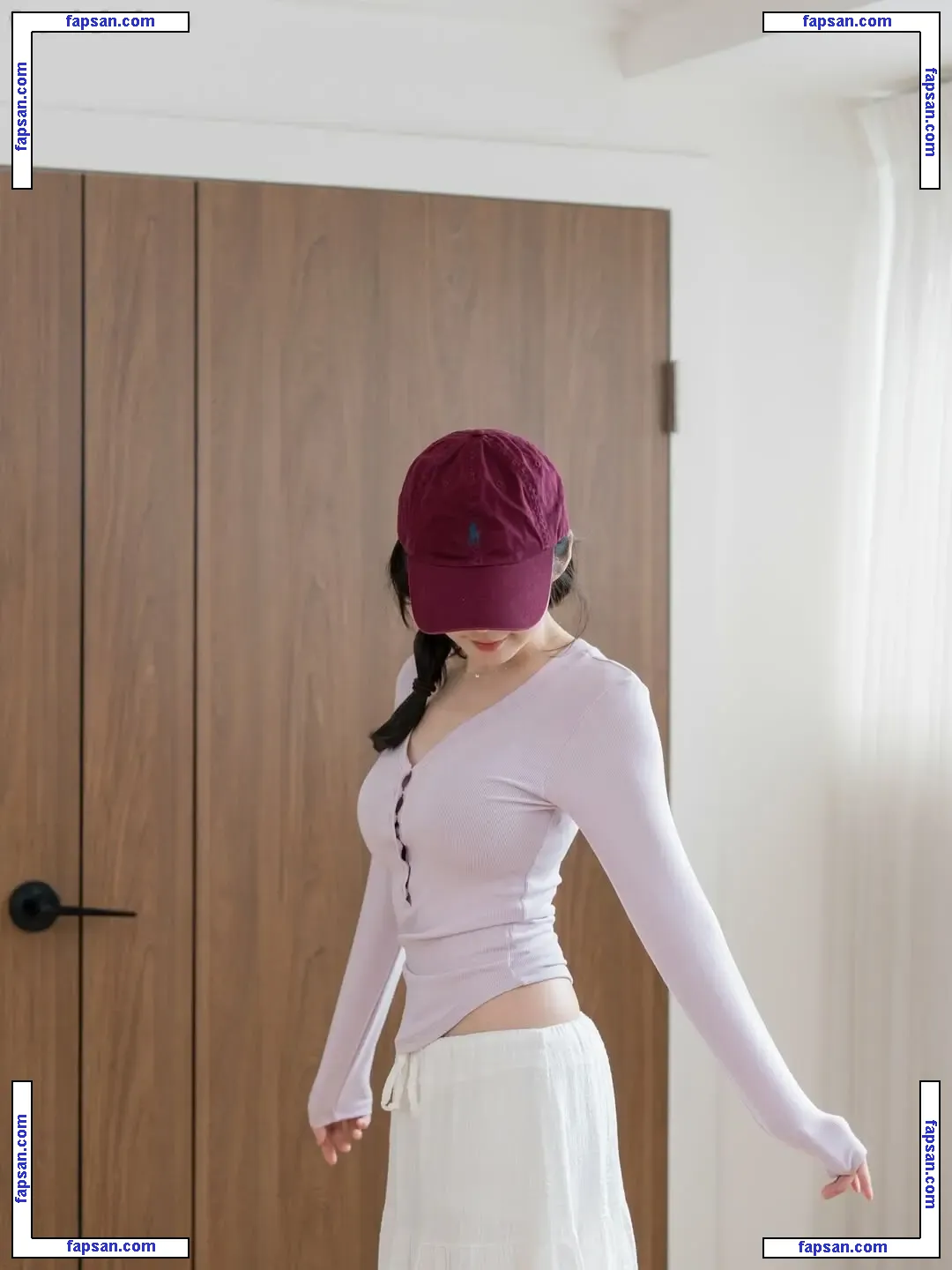 mung.yu nude photo #0015 from OnlyFans