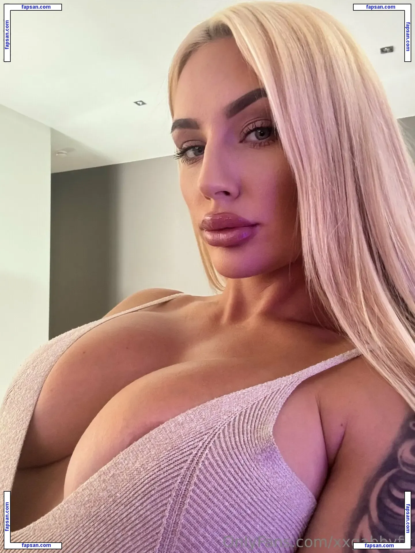 musclebarbie nude photo #0005 from OnlyFans