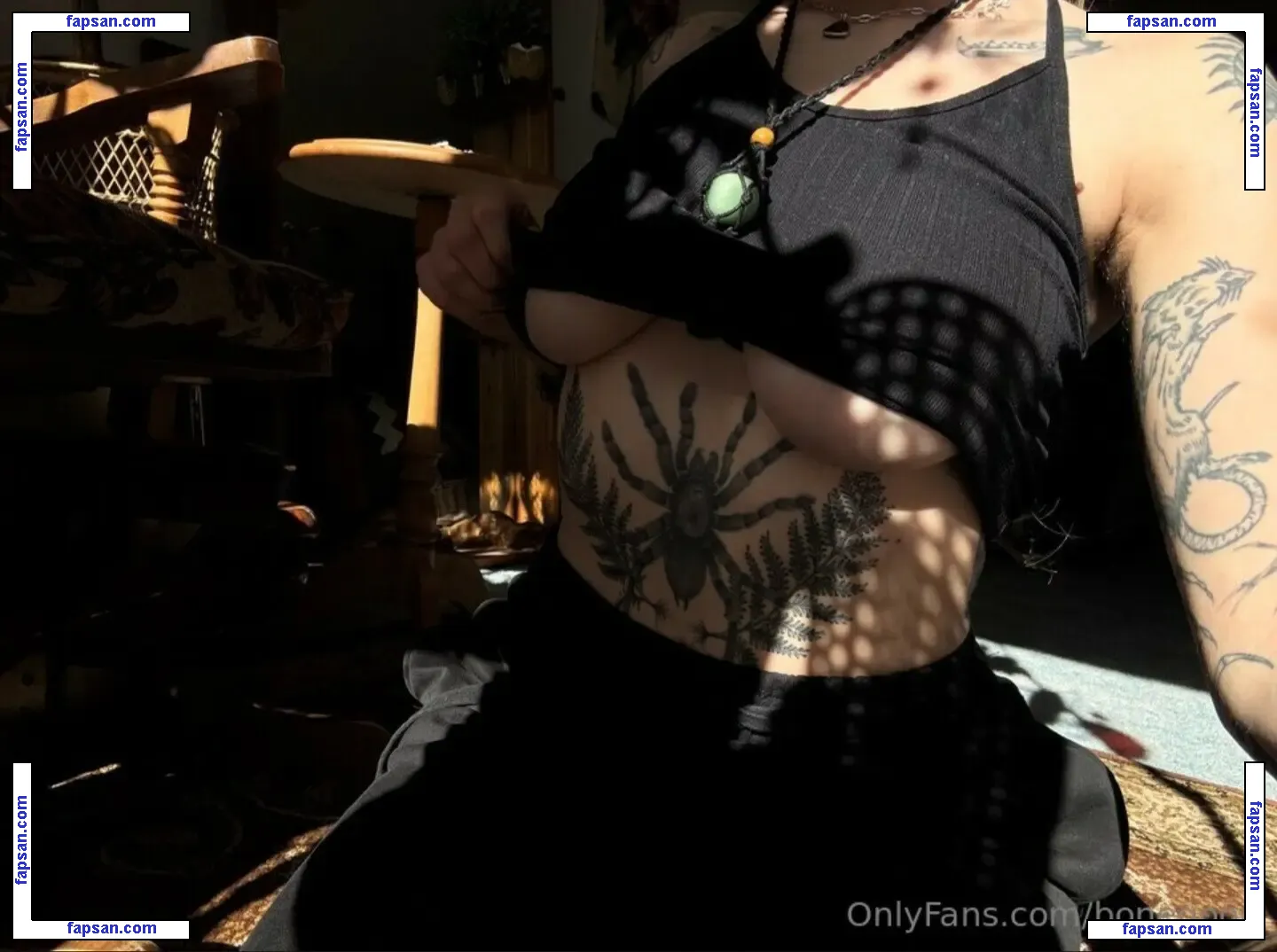 Mushbugs голая фото #0004 с Онлифанс