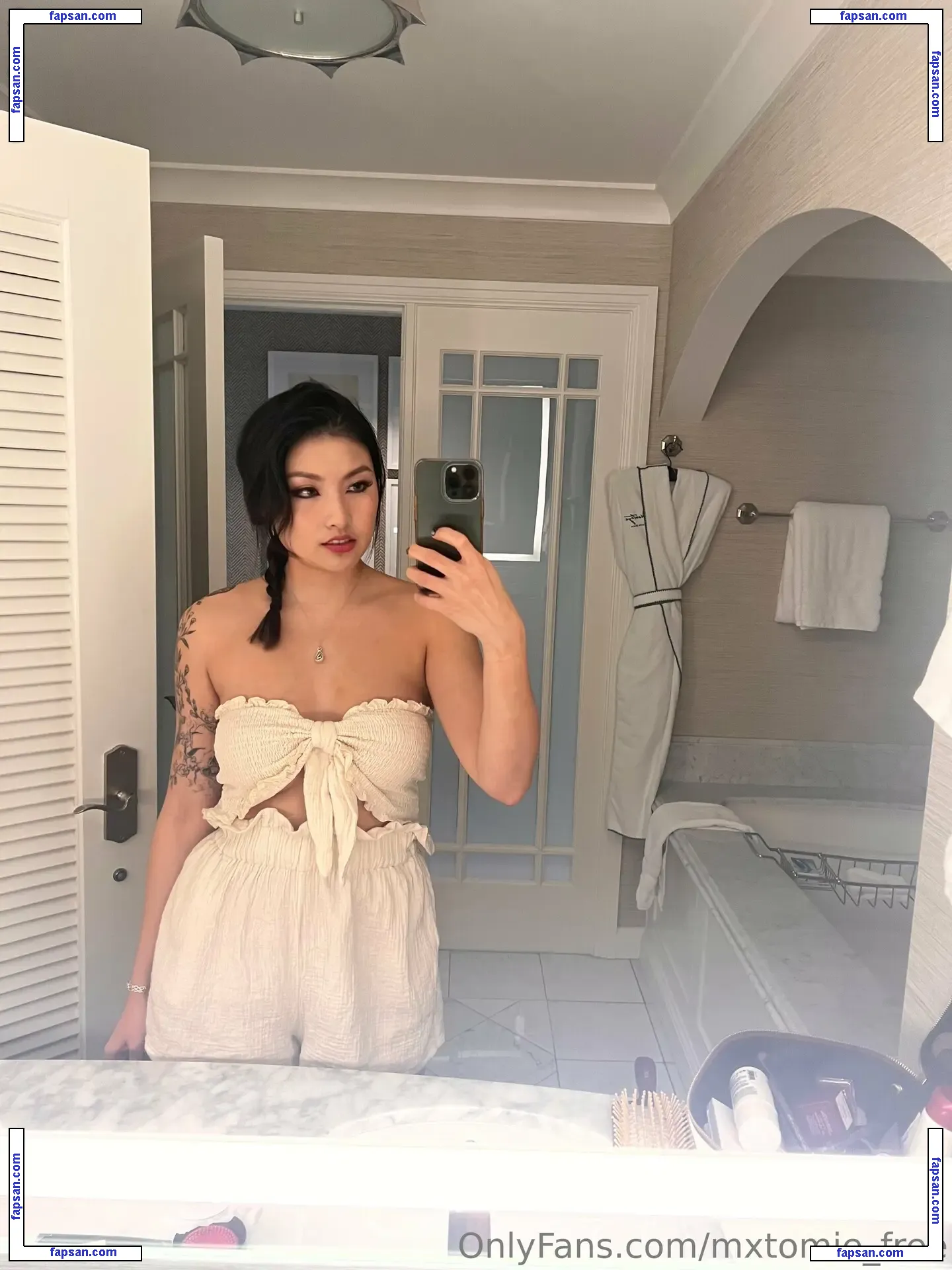 mxtomie_free nude photo #0009 from OnlyFans