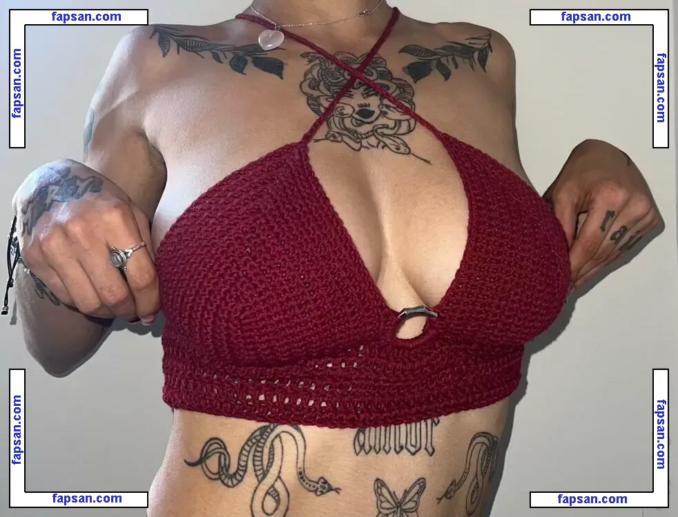 Myorenzii nude photo #0022 from OnlyFans