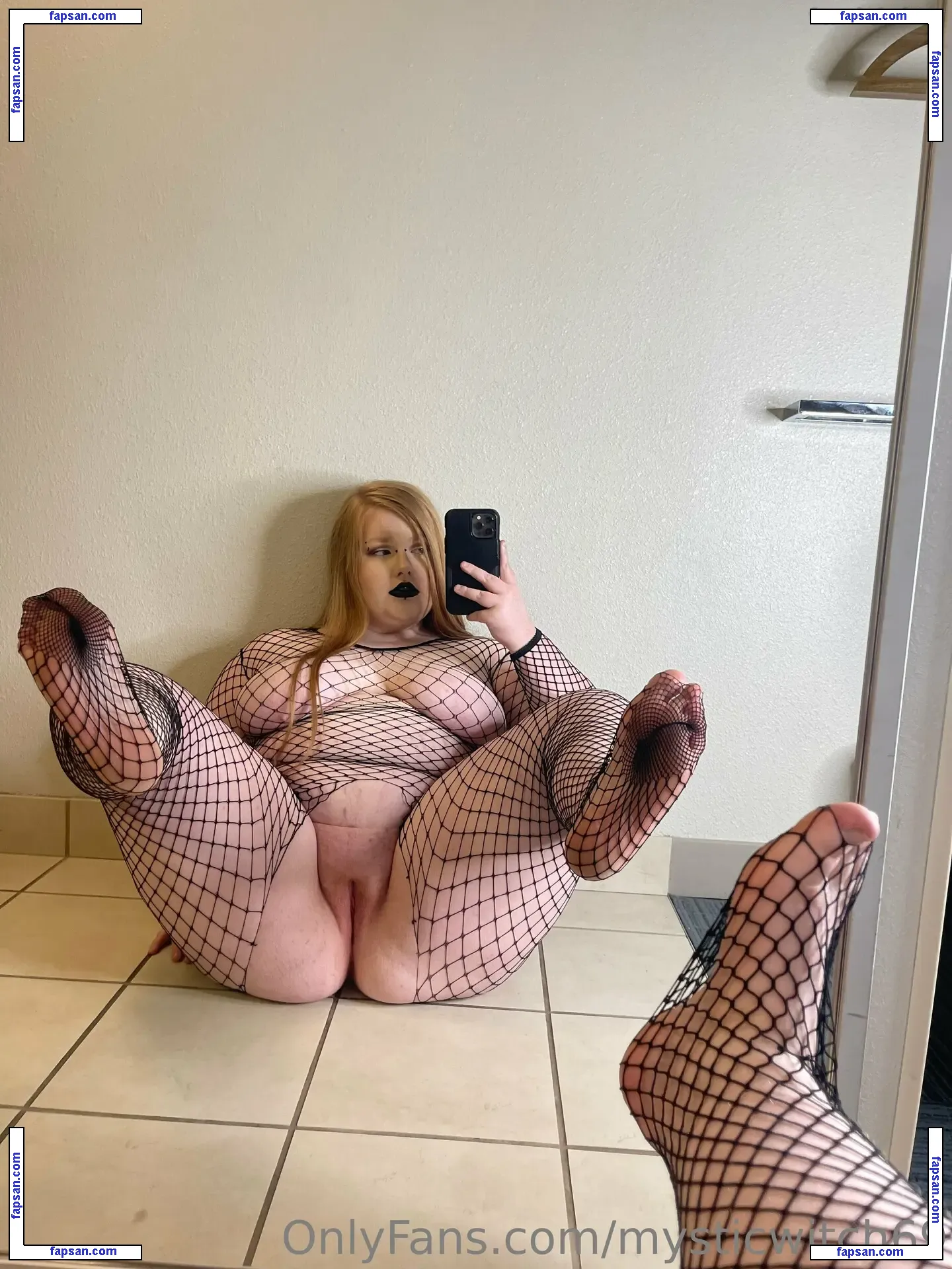 mysticwitch69 nude photo #0020 from OnlyFans