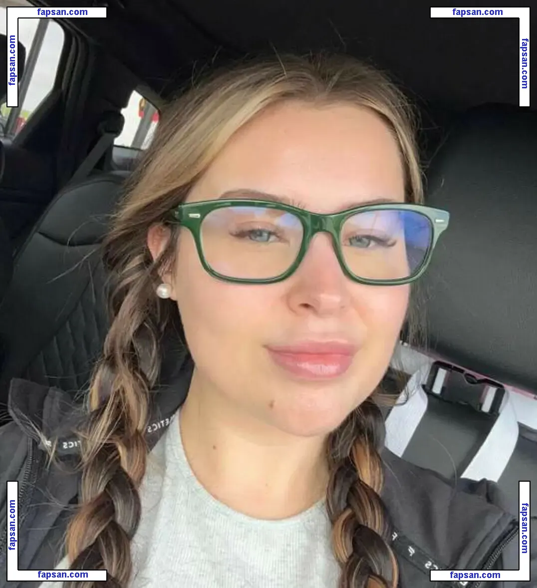 N8v_babe nude photo #0045 from OnlyFans