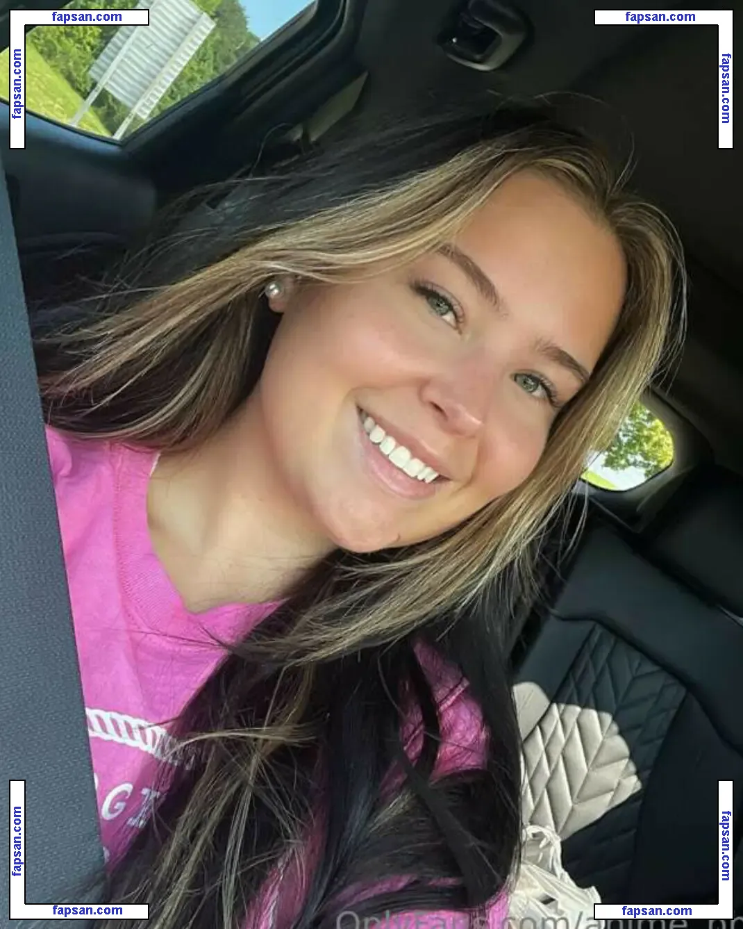 N8v_babe nude photo #0047 from OnlyFans