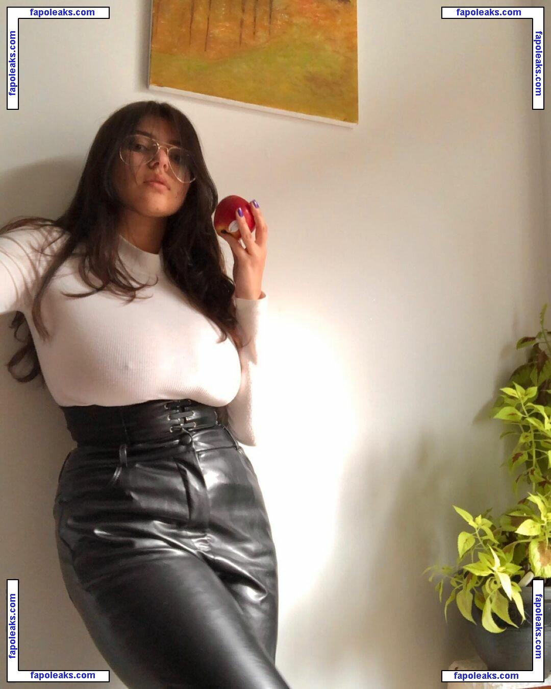 Nada C / nada_mtkl / nadaness nude photo #0029 from OnlyFans