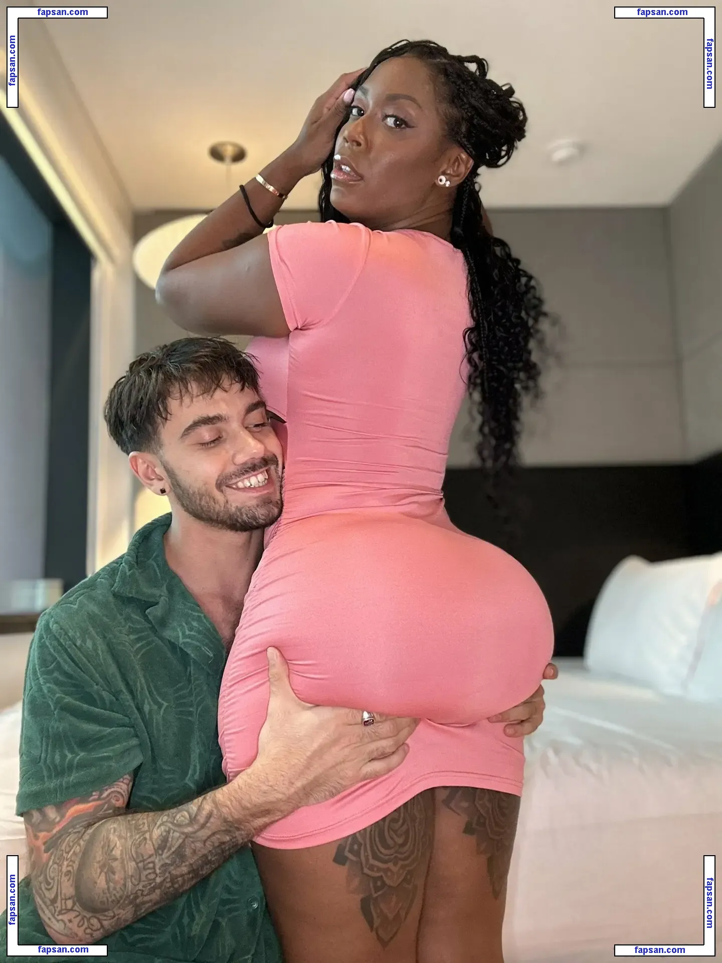 Nade Nasty nude photo #0040 from OnlyFans
