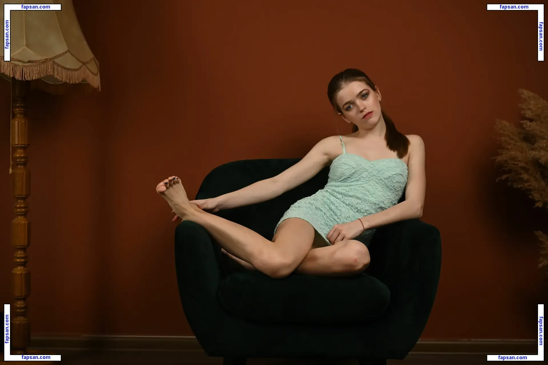 Nadiamodel голая фото #0002 с Онлифанс