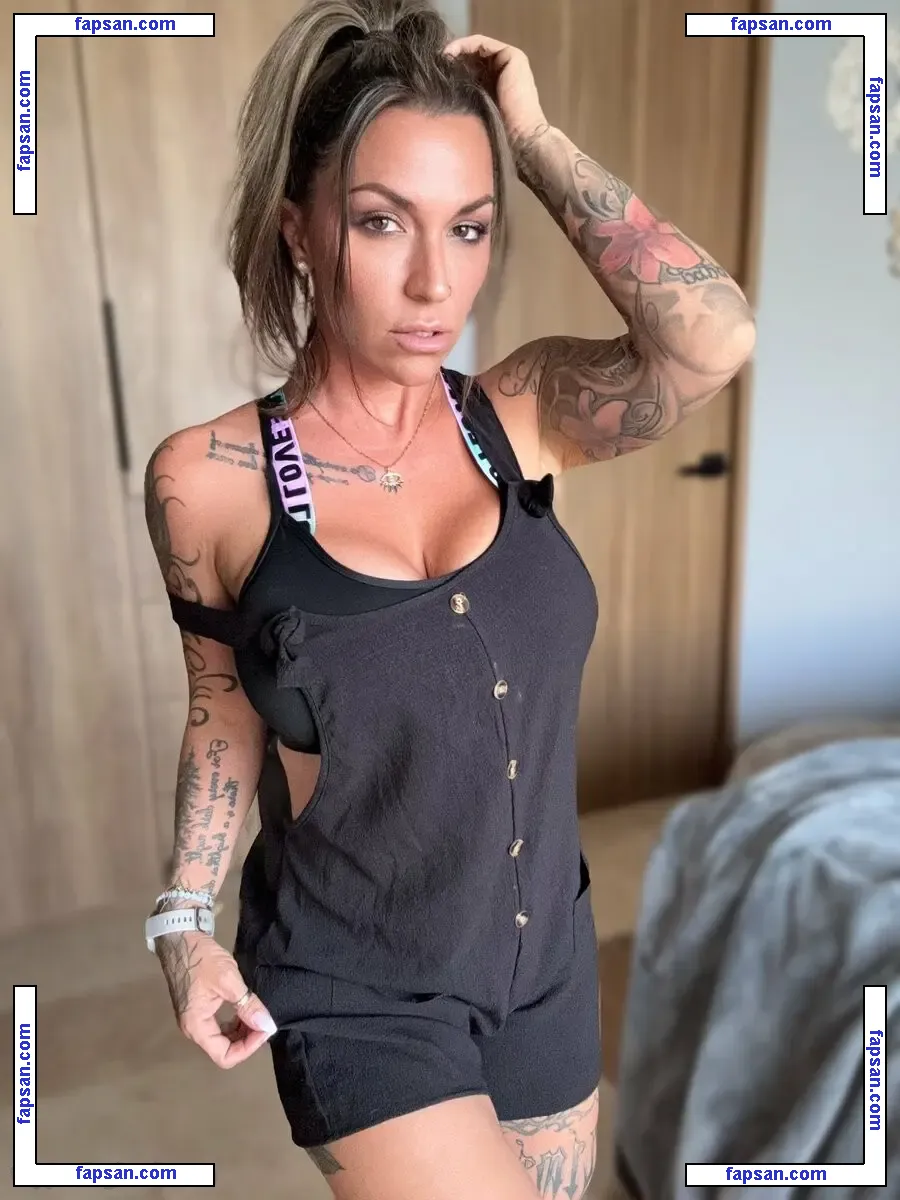 Nadianolimit голая фото #0001 с Онлифанс