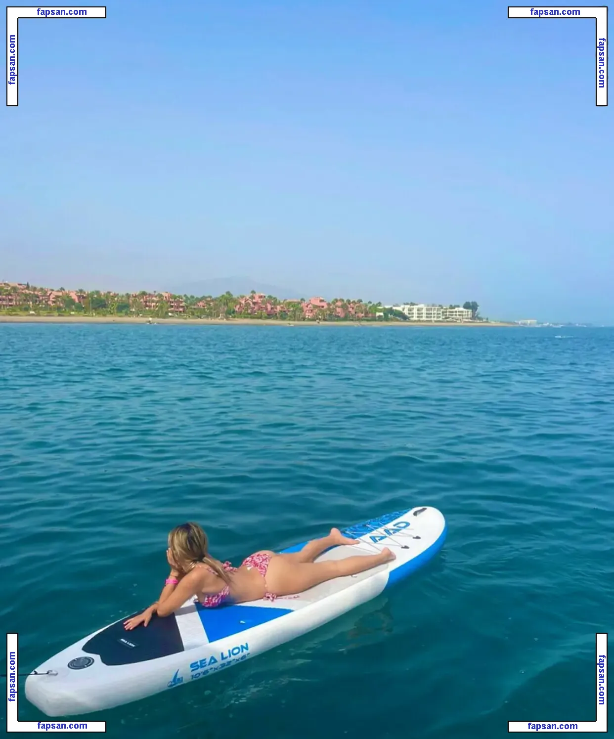 nadiasultanx nude photo #0007 from OnlyFans