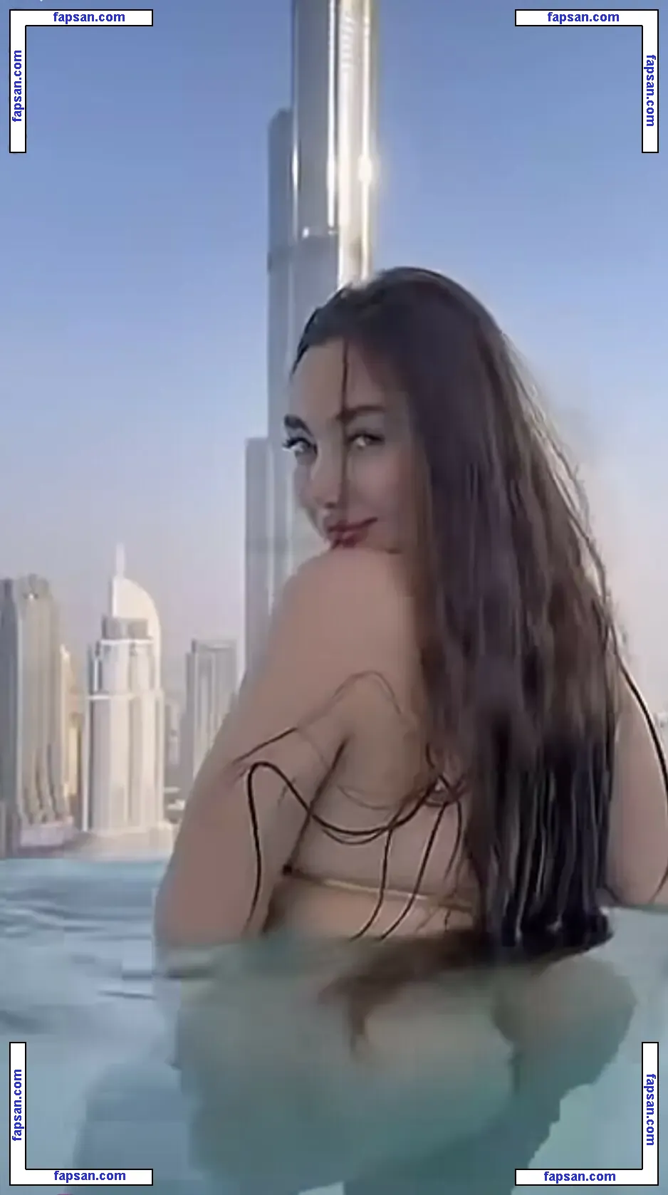 nadiasultanx nude photo #0016 from OnlyFans