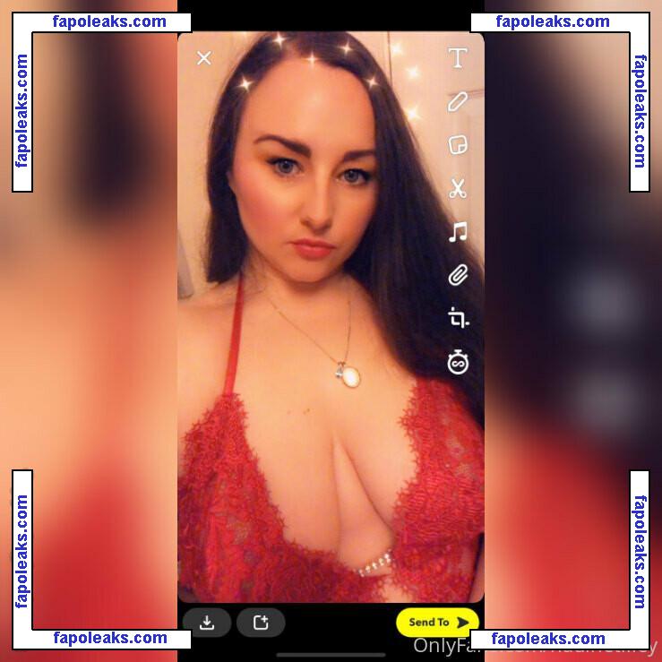 nadinetilley nude photo #0044 from OnlyFans