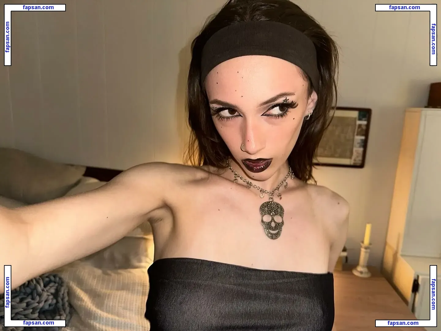 nadyneluchon nude photo #0004 from OnlyFans