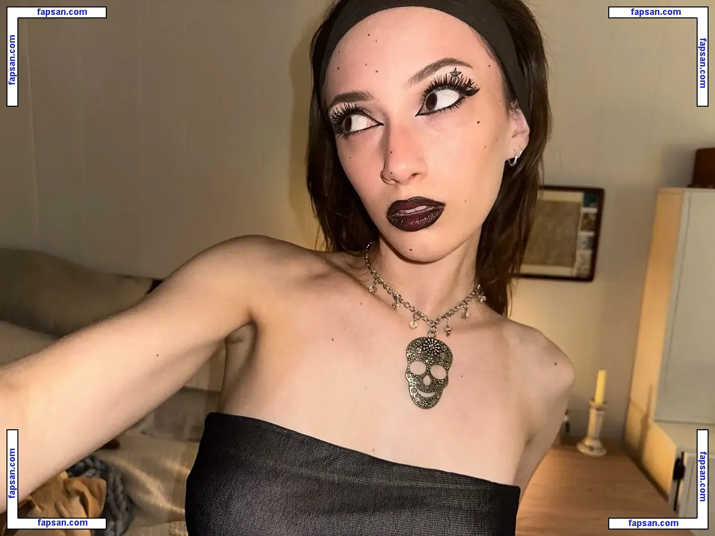 nadyneluchon nude photo #0005 from OnlyFans