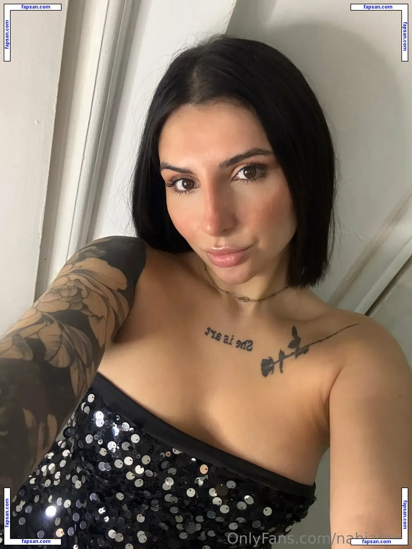 Nahiaraxo nude photo #0012 from OnlyFans