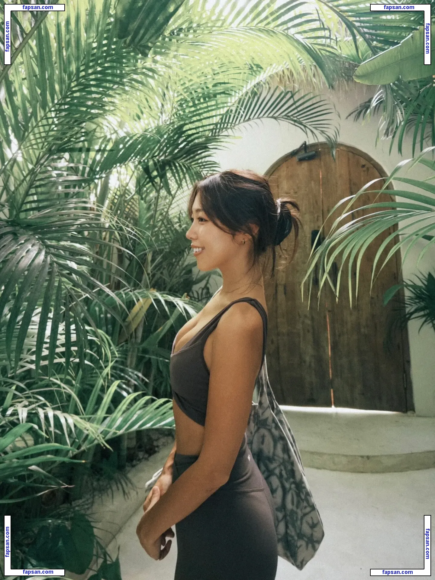 Naho Nishikawaka nude photo #0026 from OnlyFans