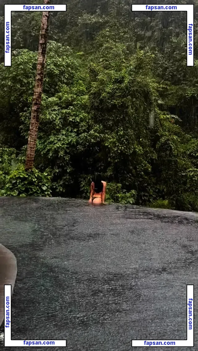 Naho Nishikawaka nude photo #0028 from OnlyFans