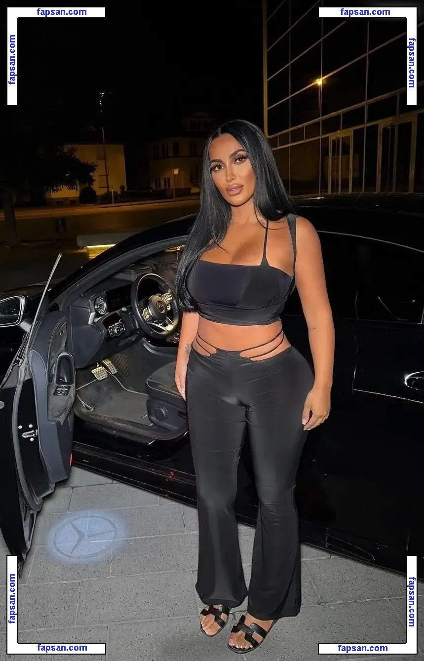 nahrinblack nude photo #0017 from OnlyFans