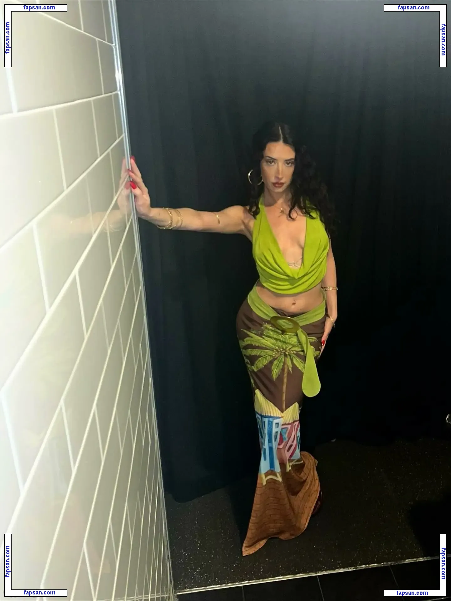 Naika nude photo #0009 from OnlyFans