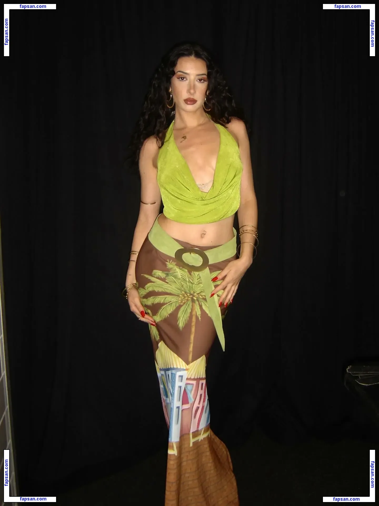 Naika nude photo #0020 from OnlyFans