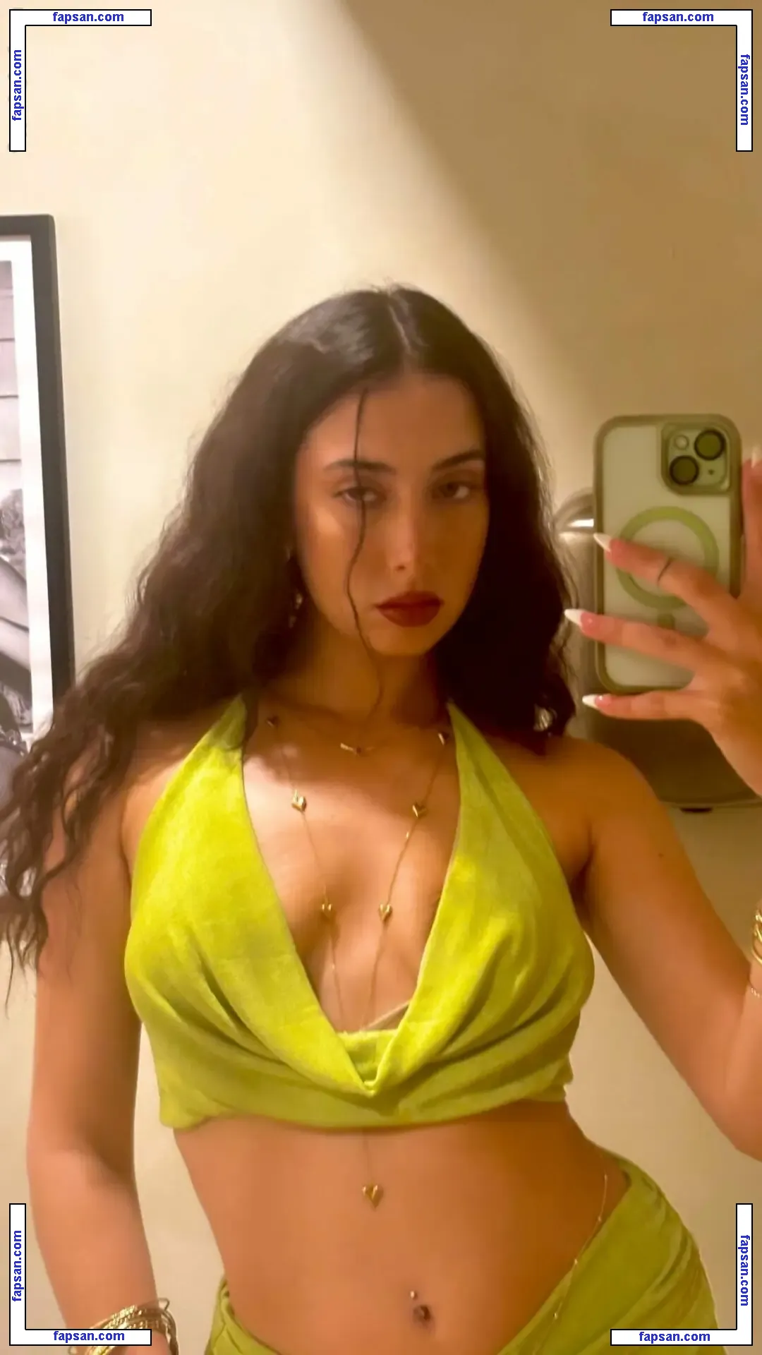 Naika nude photo #0021 from OnlyFans