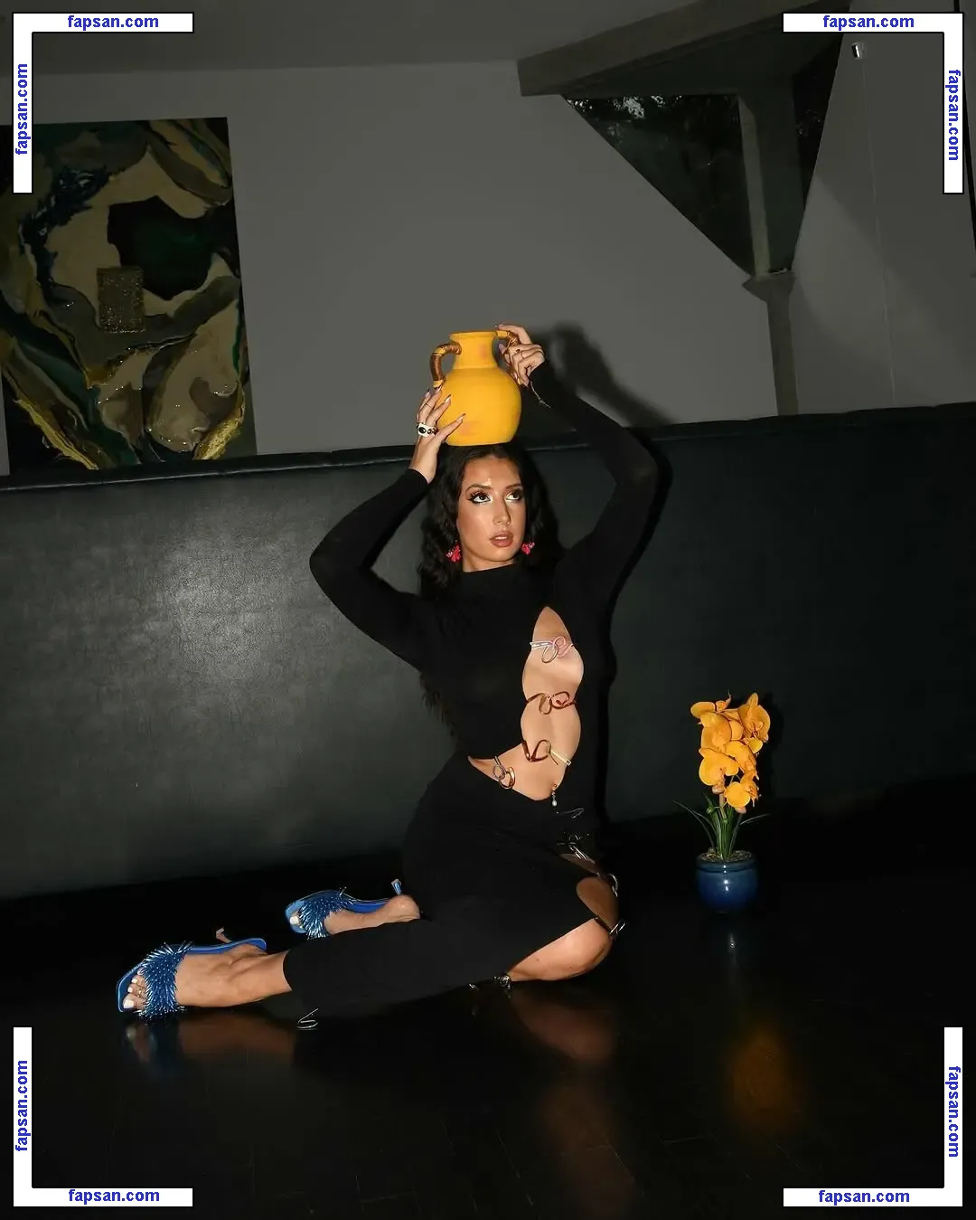 Naika nude photo #0028 from OnlyFans