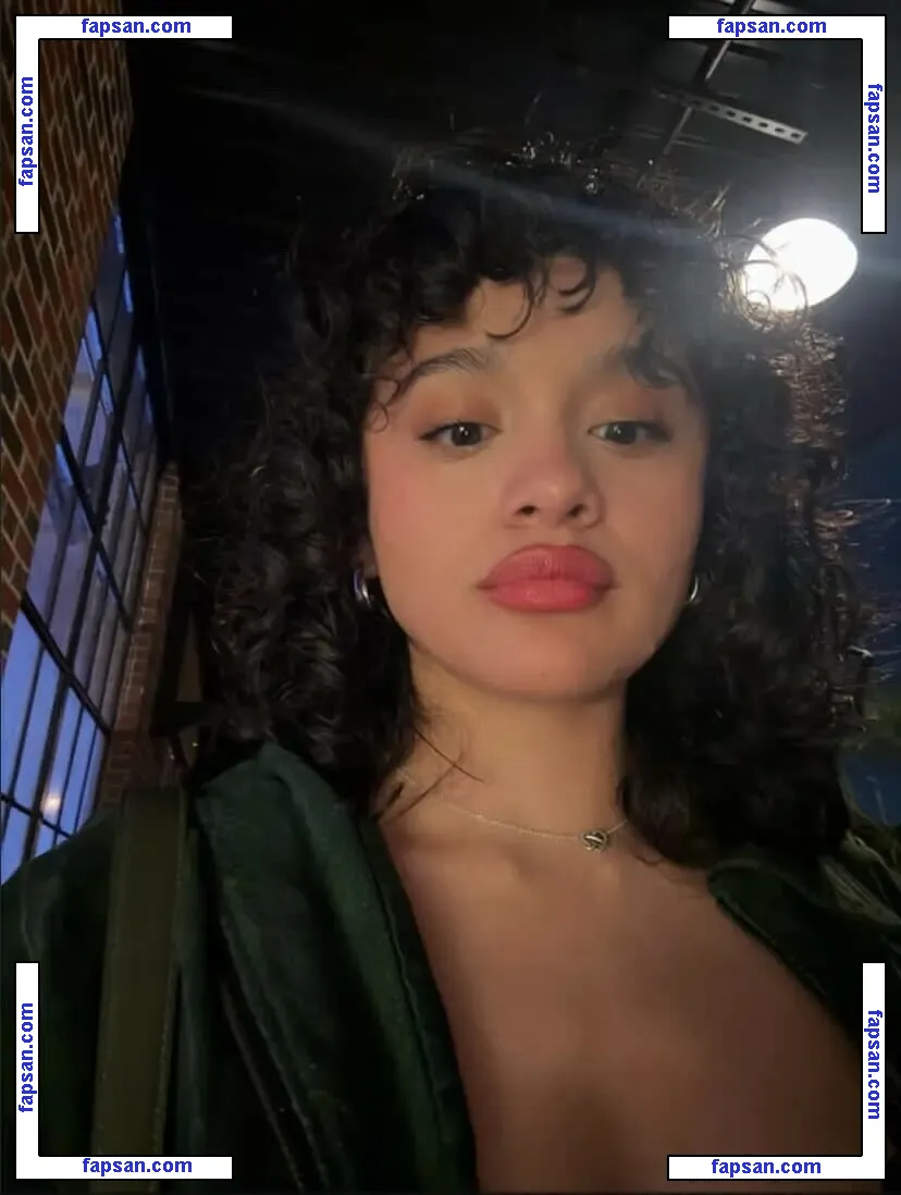 Nalywoly nude photo #0003 from OnlyFans