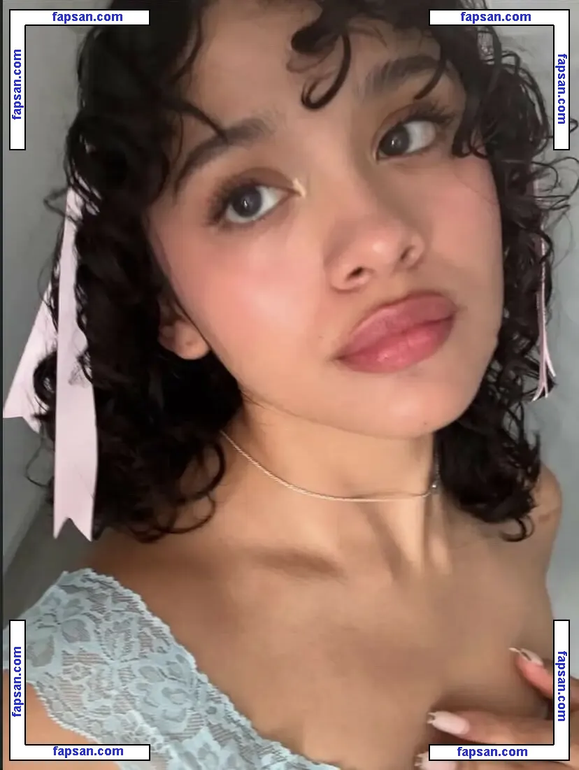 Nalywoly nude photo #0007 from OnlyFans