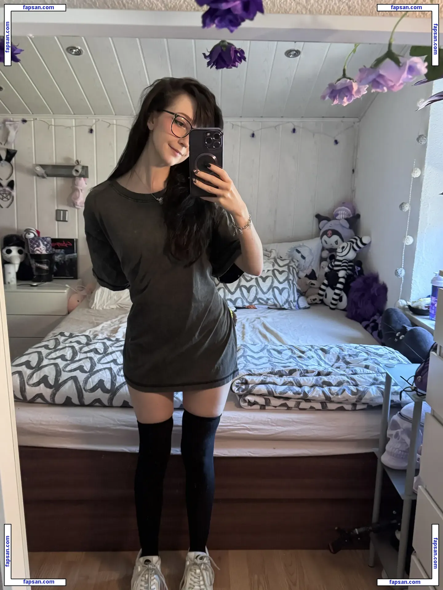 Nananightray Asmr nude photo #0055 from OnlyFans