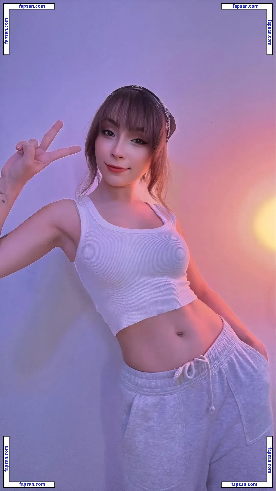 Nanatyx nude photo #0003 from OnlyFans