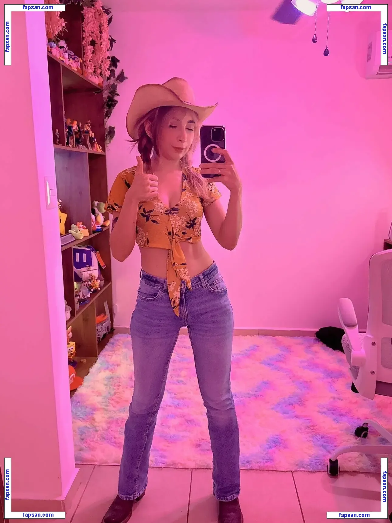 Nanatyx nude photo #0006 from OnlyFans