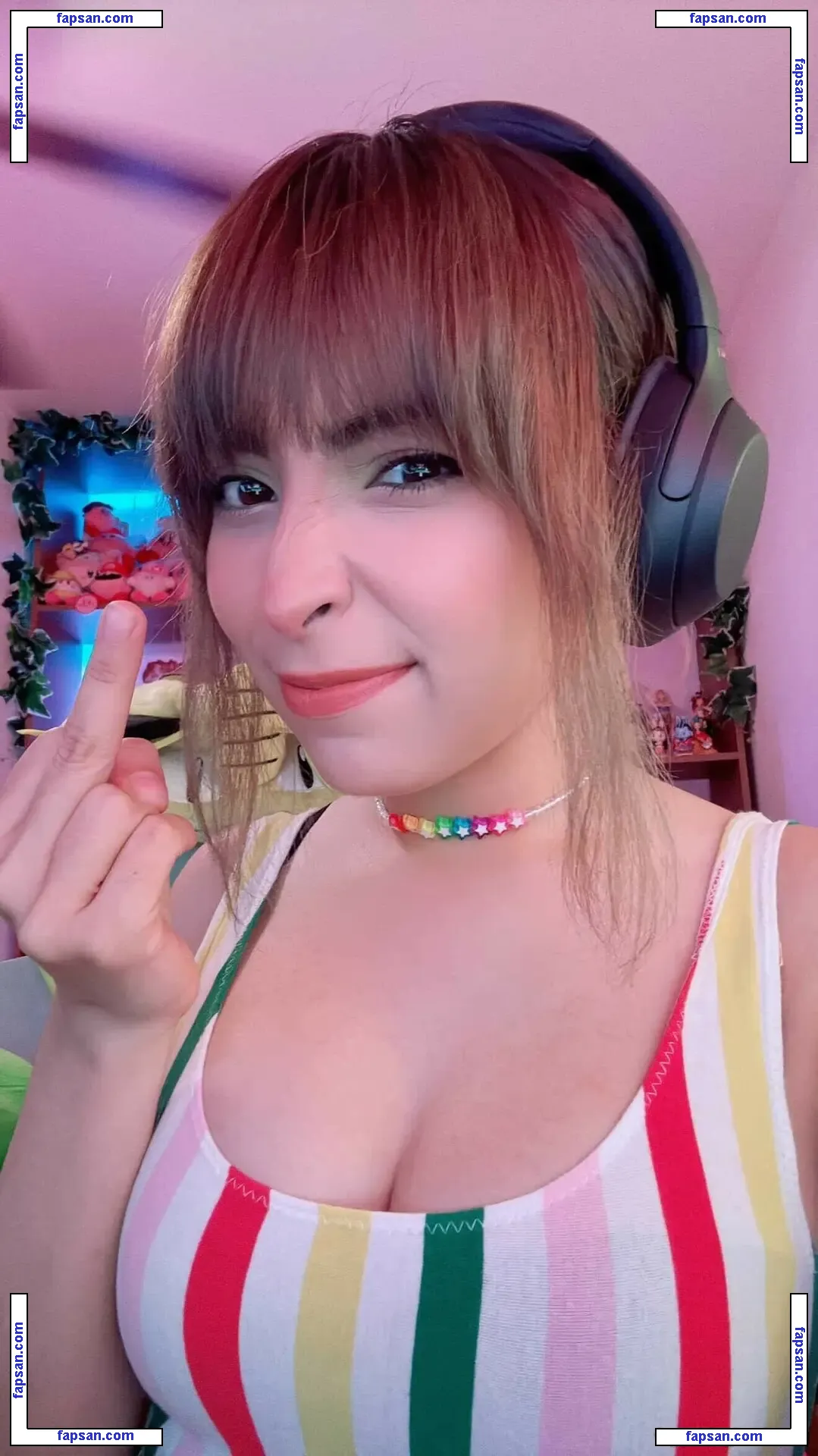 Nanatyx nude photo #0015 from OnlyFans