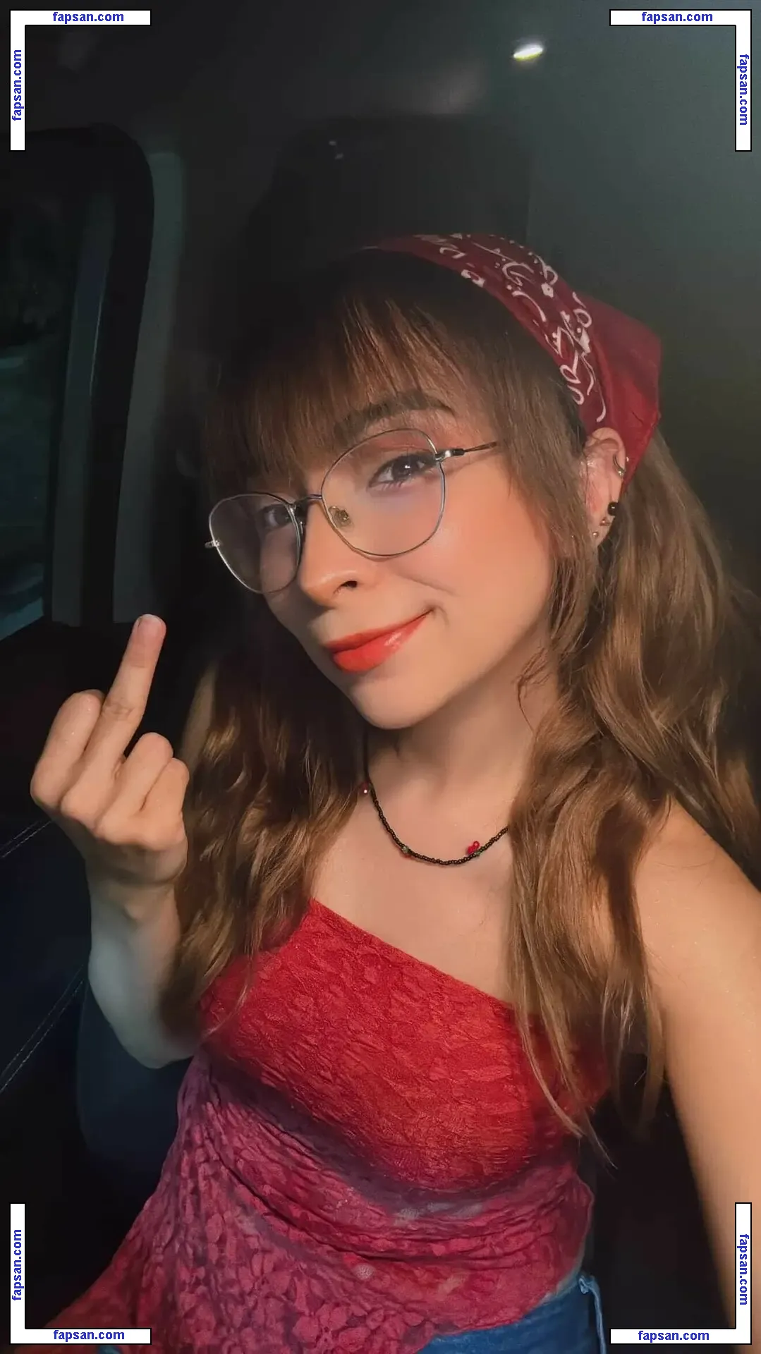 Nanatyx nude photo #0021 from OnlyFans