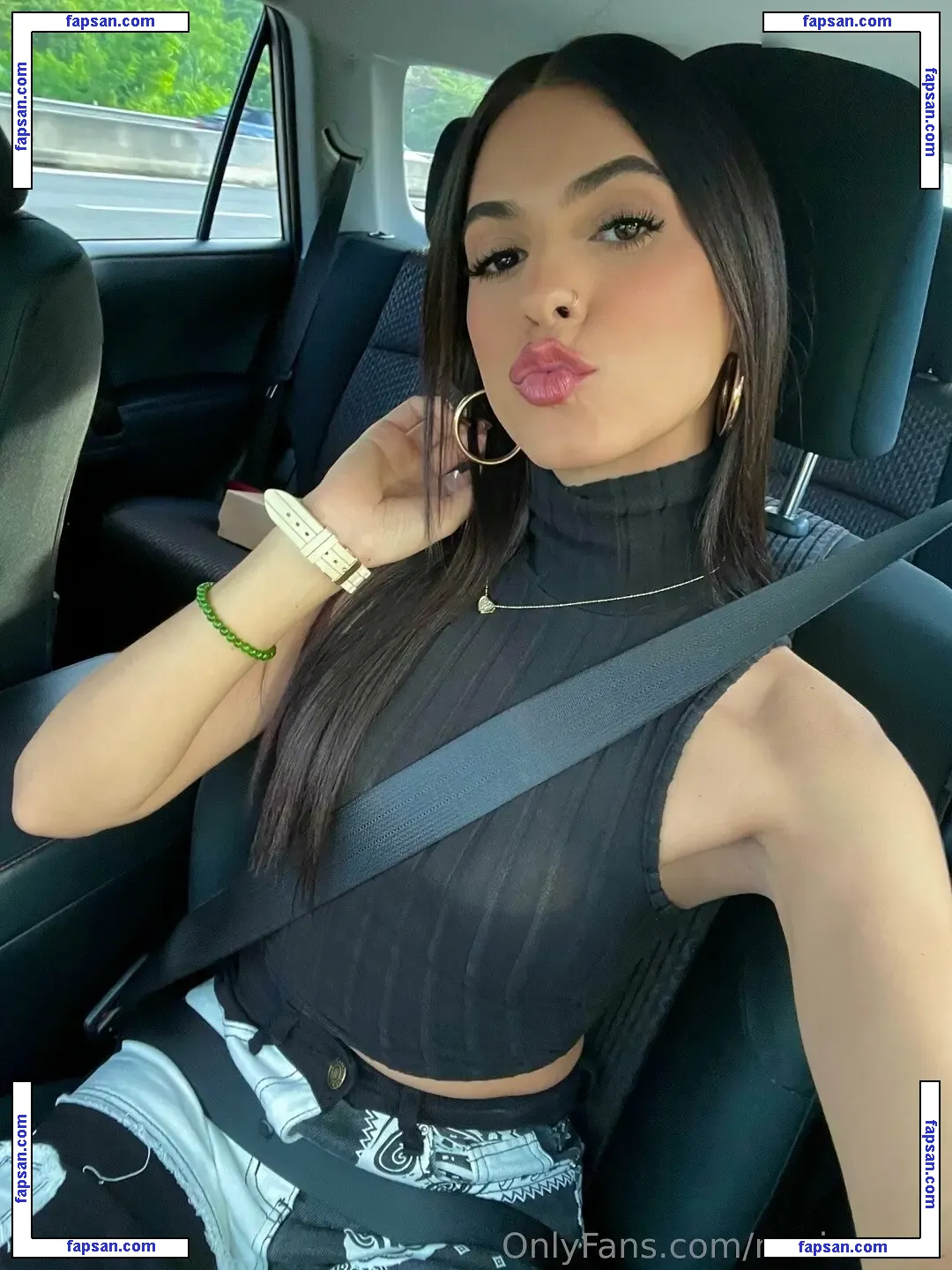 Nanimami1 nude photo #0029 from OnlyFans