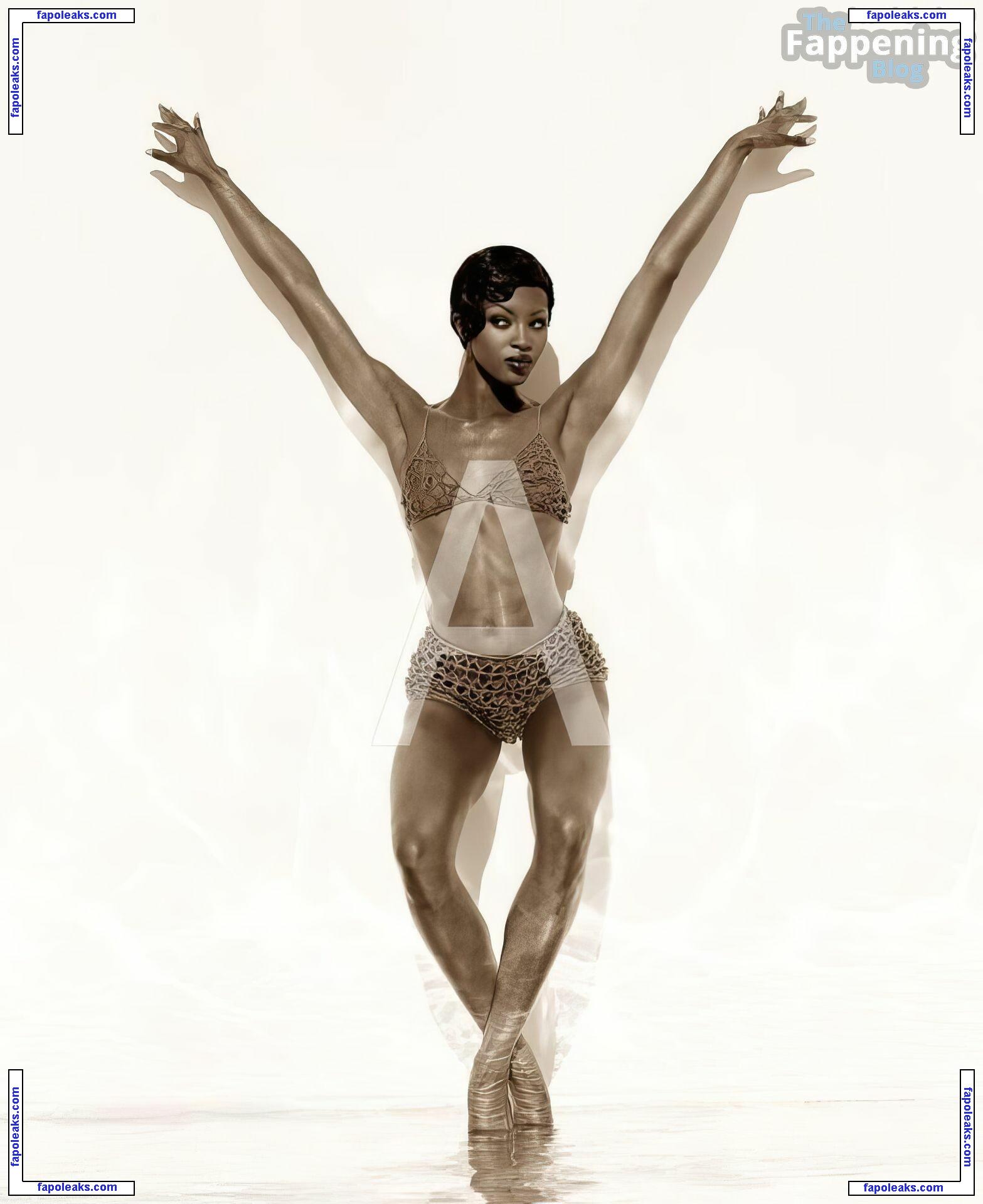 Naomi Campbell / naomi / poosycatbaby голая фото #0627 с Онлифанс