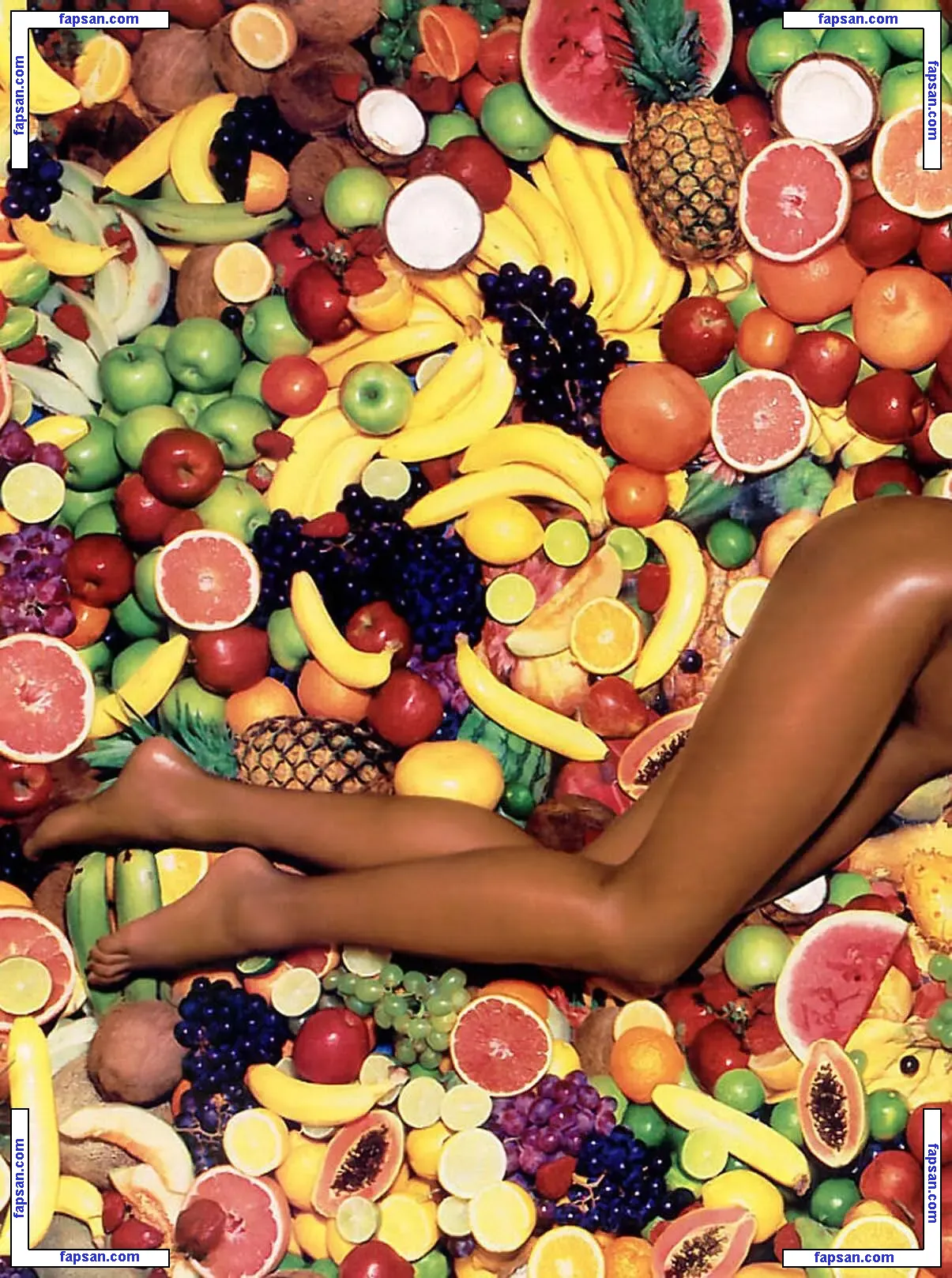 Naomi Campbell голая фото #0749 с Онлифанс