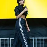 Naomi Scott голая #0197