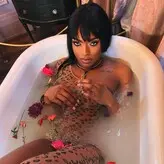 Naomi Whistledown голая #0018