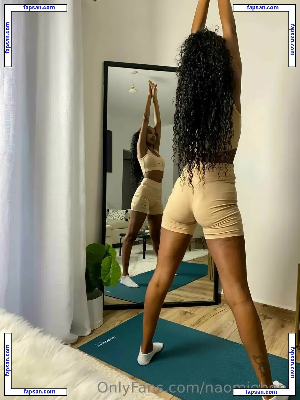 naomiebony nude photo #0019 from OnlyFans