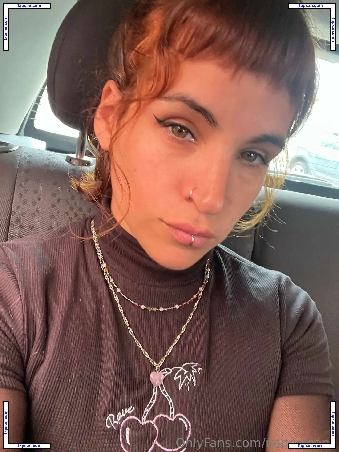 naomiloana nude photo #0009 from OnlyFans