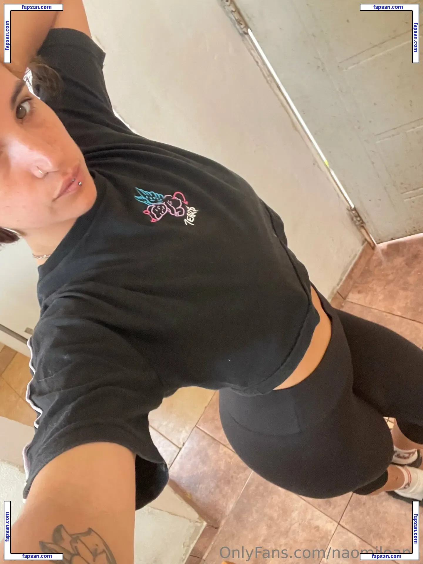naomiloana nude photo #0016 from OnlyFans