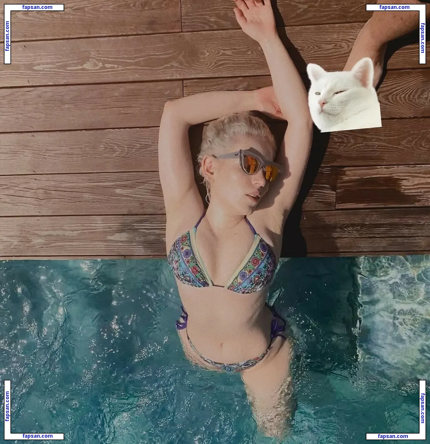 napiyoruzbizki голая фото #0004 с Онлифанс