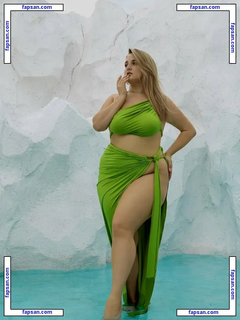 Nastyamarmura nude photo #0037 from OnlyFans