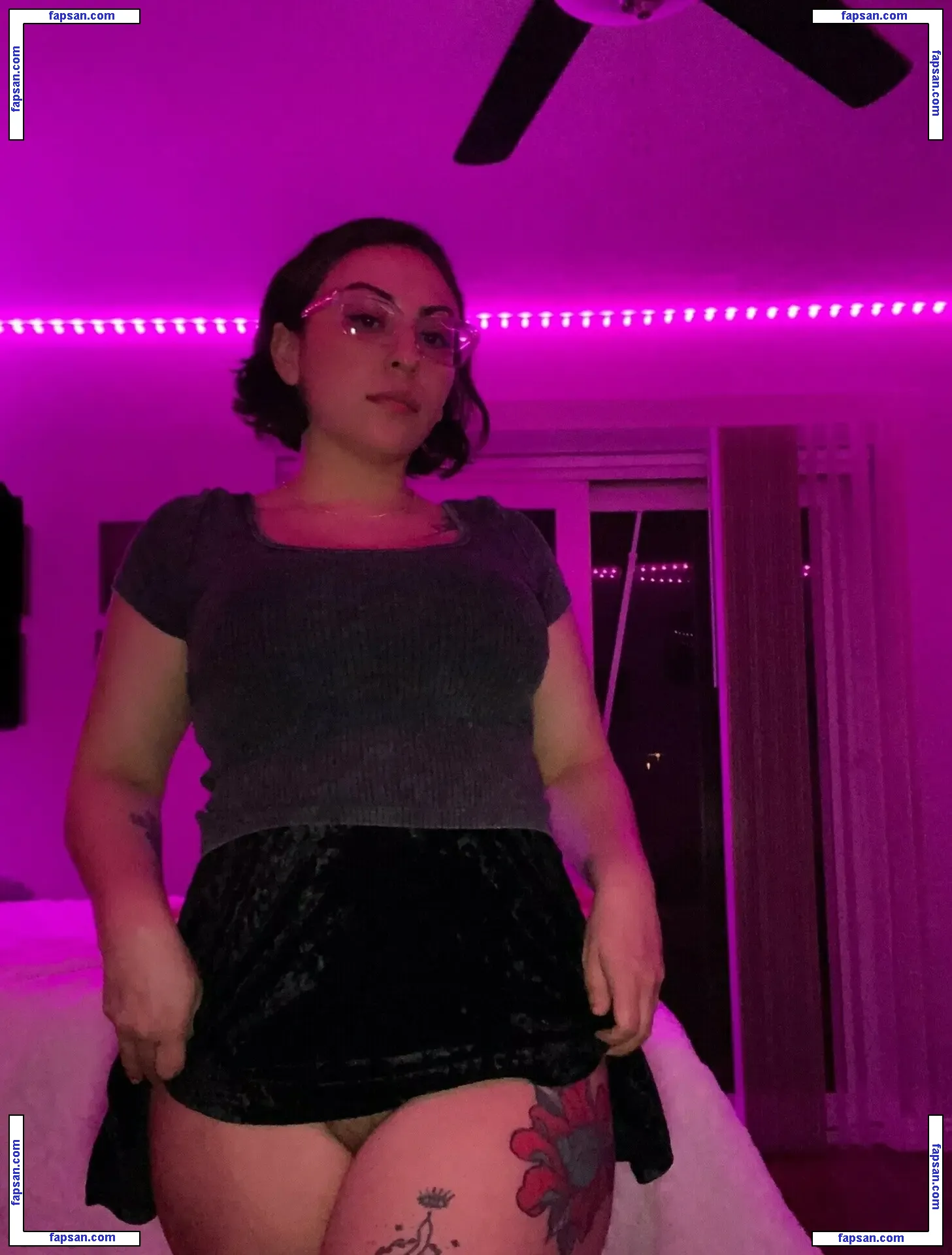 Nastynaty93 nude photo #0009 from OnlyFans
