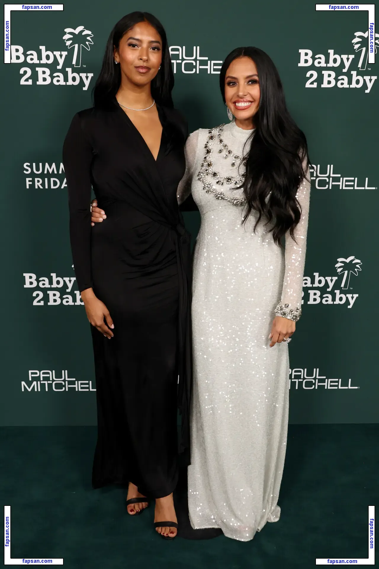 Natalia Bryant голая фото #0001 с Онлифанс