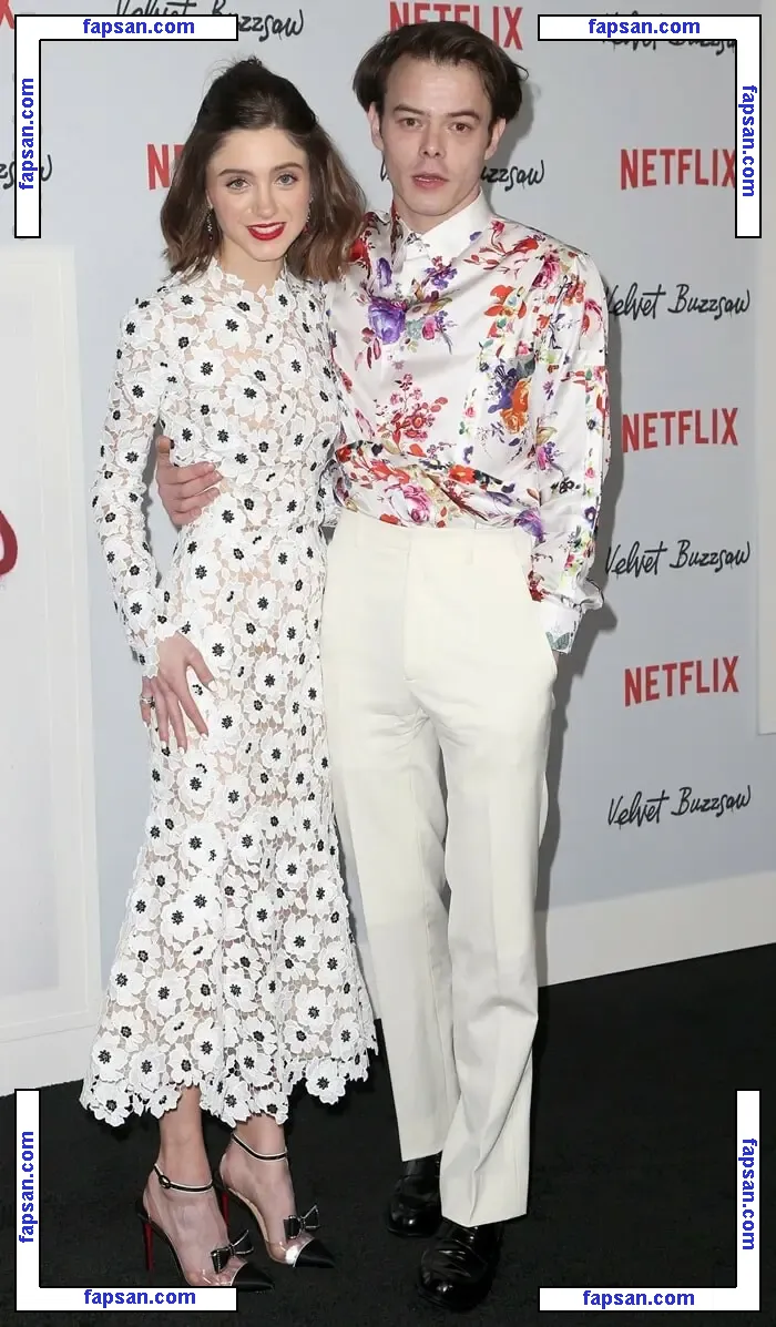 Natalia Dyer голая фото #0255 с Онлифанс